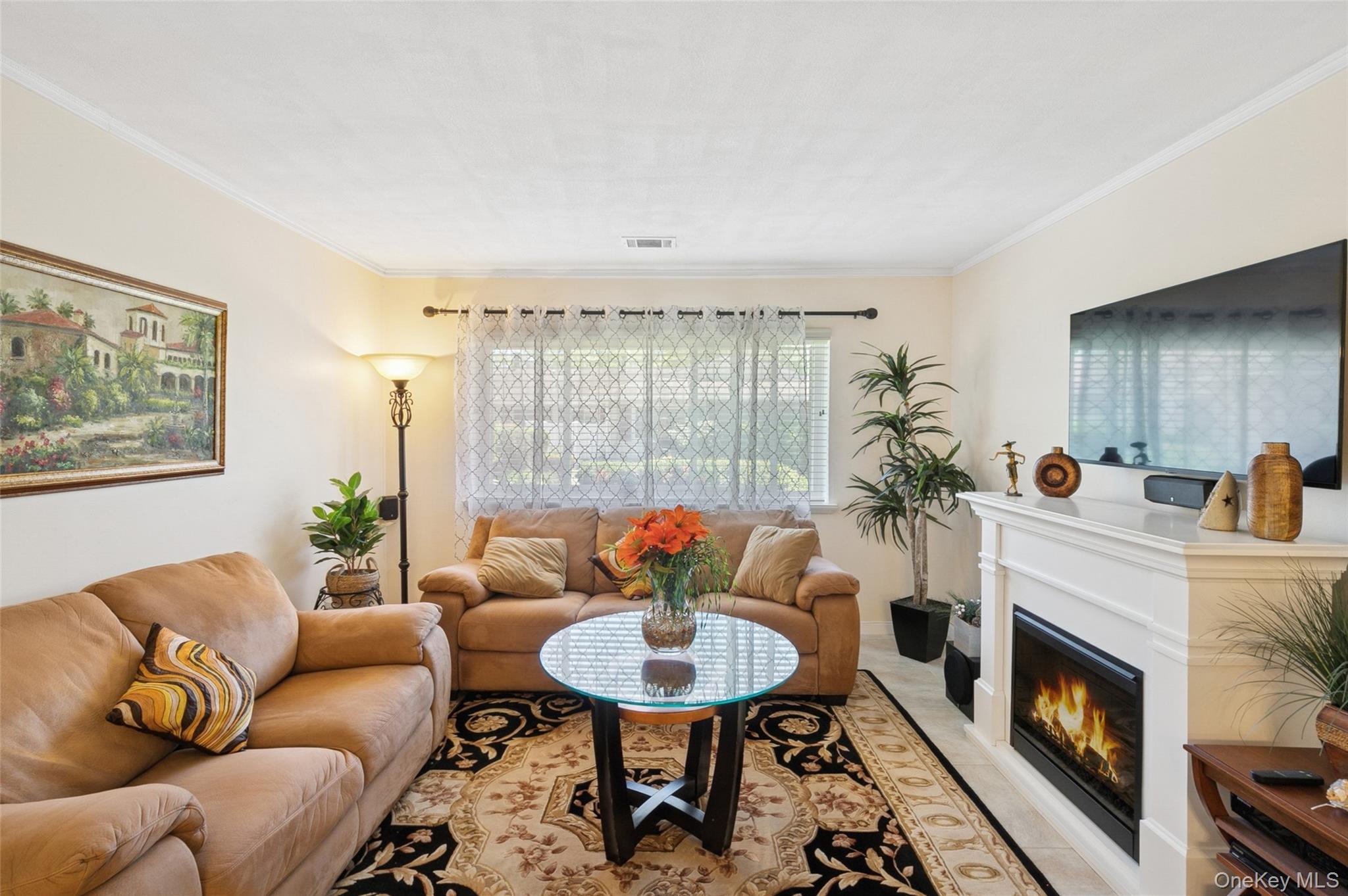 #13 photo, 181 Storm Drive, מחוז סאפוק Holtsville , NY 11742