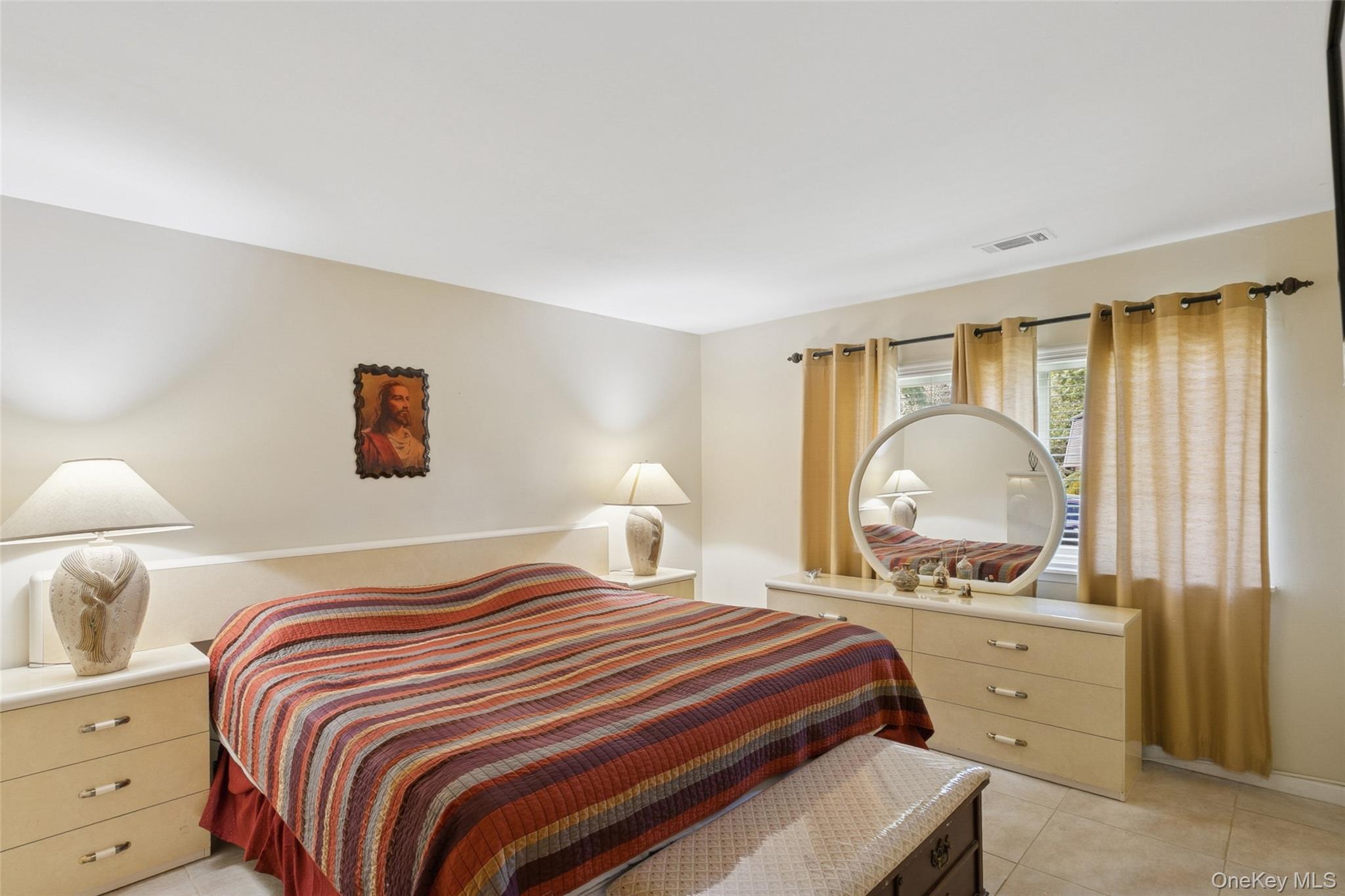 #14 photo, 181 Storm Drive, מחוז סאפוק Holtsville , NY 11742