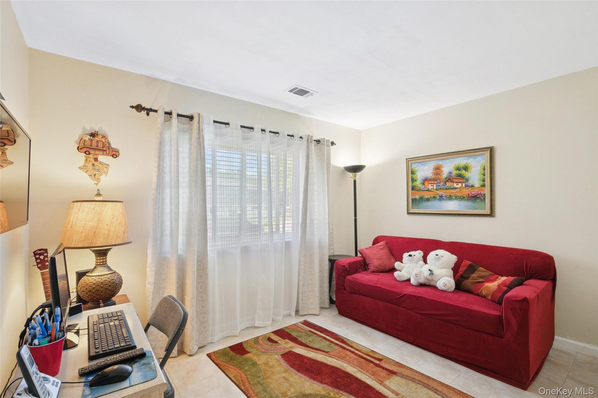 #16 photo, 181 Storm Drive, מחוז סאפוק Holtsville , NY 11742