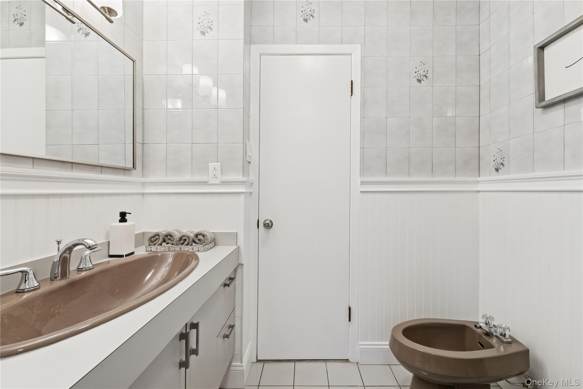 #20 photo, 154-27 20th Road, Whitestone , NY 11357