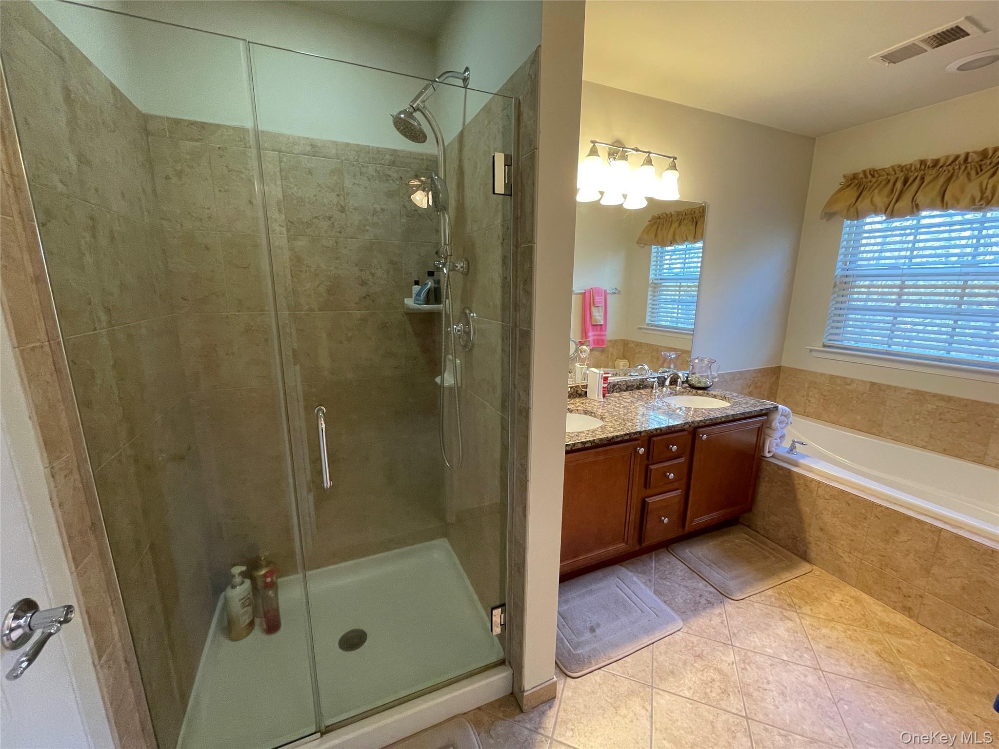 #15 photo, 75 Warwick Drive, Massapequa , NY 11758