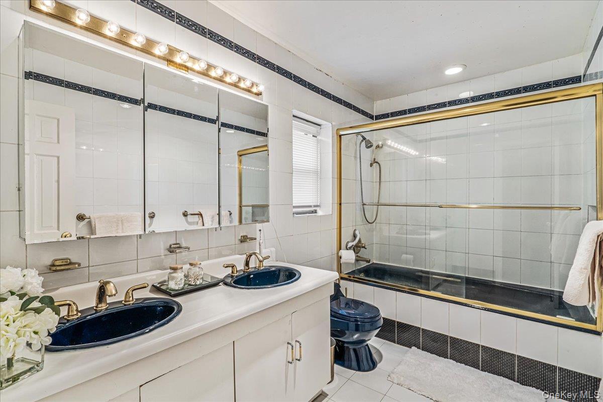 #14 photo, 186-15 Grand Central Parkway, कुईंस Jamaica Estates , NY 11432