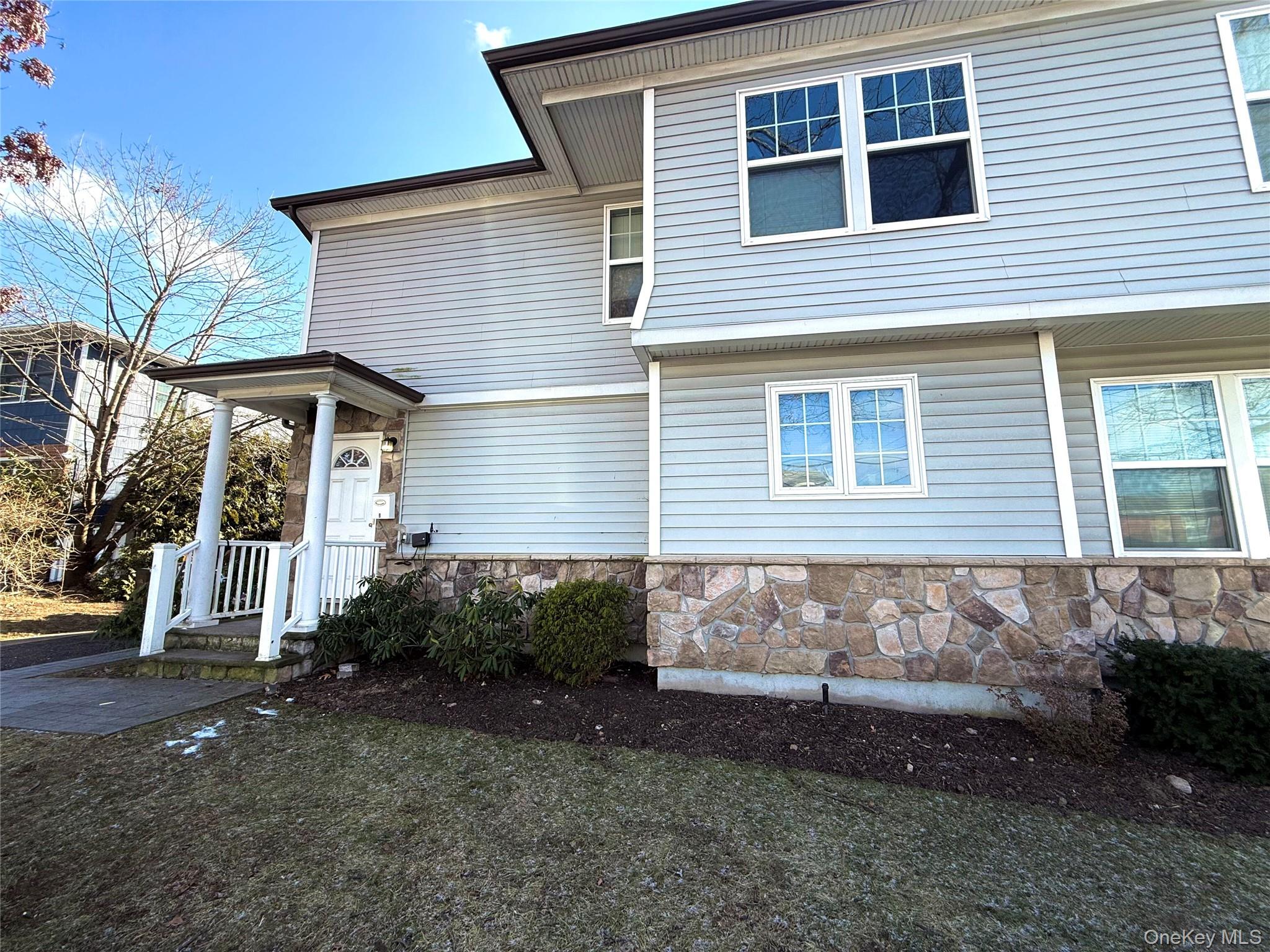 #1 photo, 30 Sintsink Drive, Port Washington , NY 11050