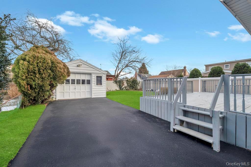 #8 photo, 245 Stone Street, Elmont , NY 11003