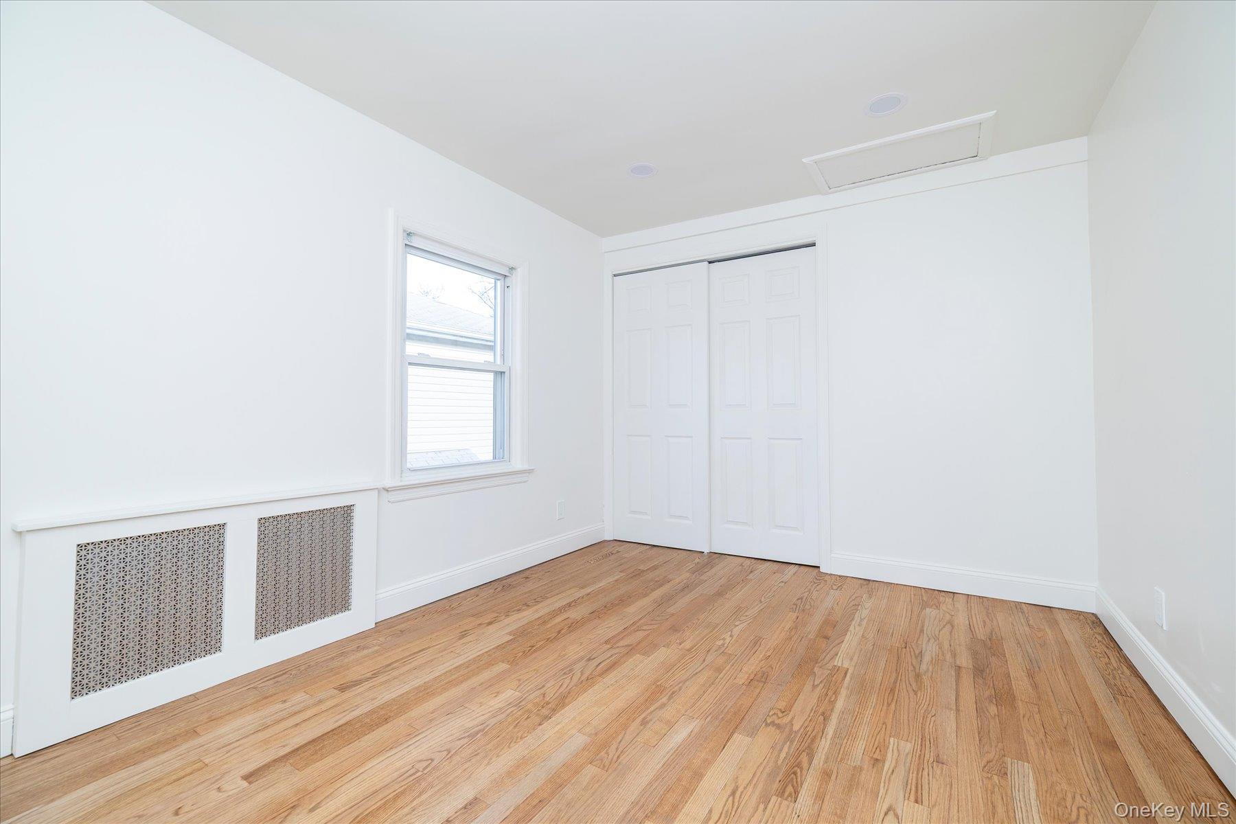 #16 photo, 9 Hanover Place, 롱 아일랜드 Rockville Centre , NY 11570