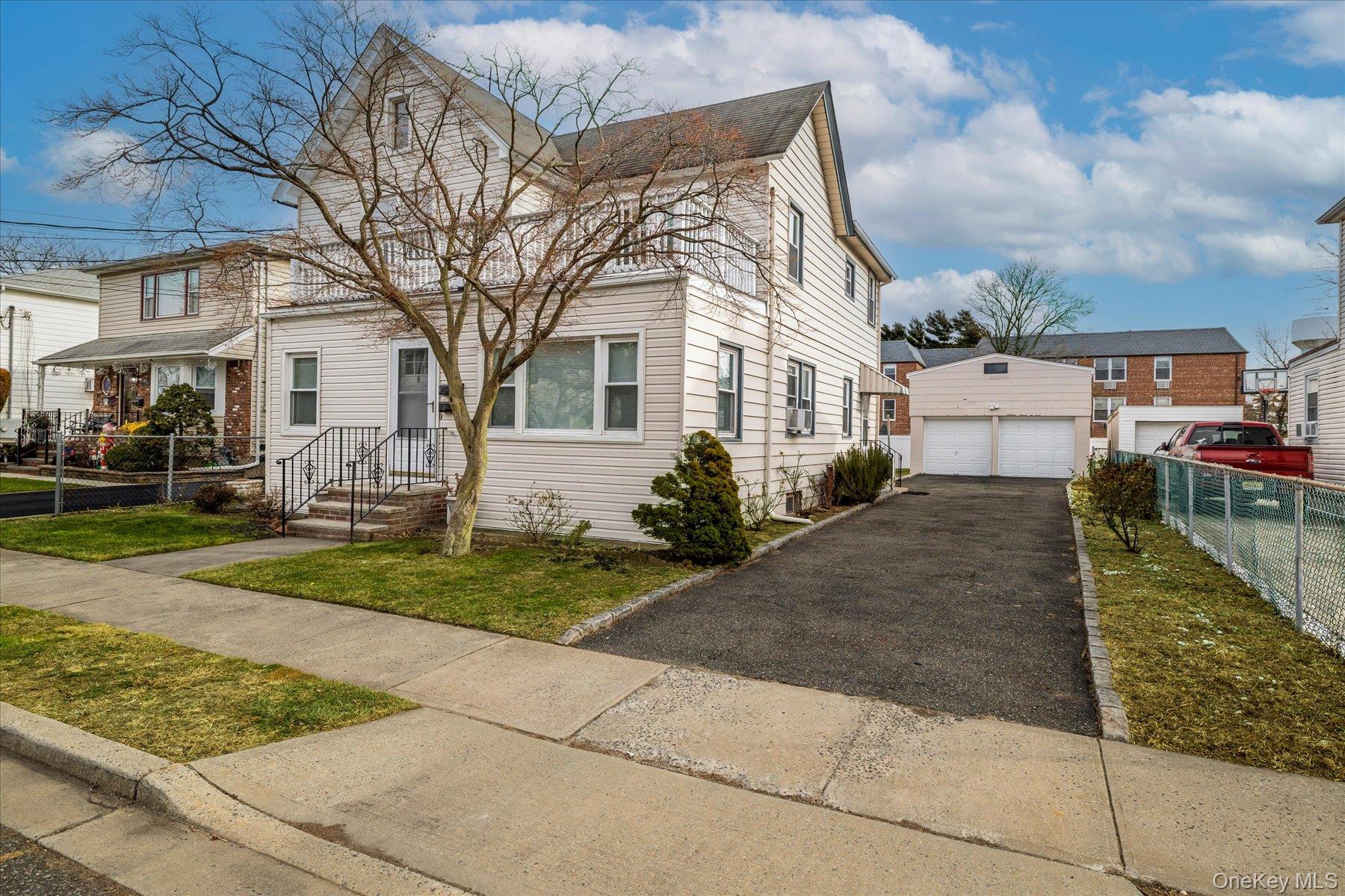 #2 photo, 9 Hanover Place, 롱 아일랜드 Rockville Centre , NY 11570