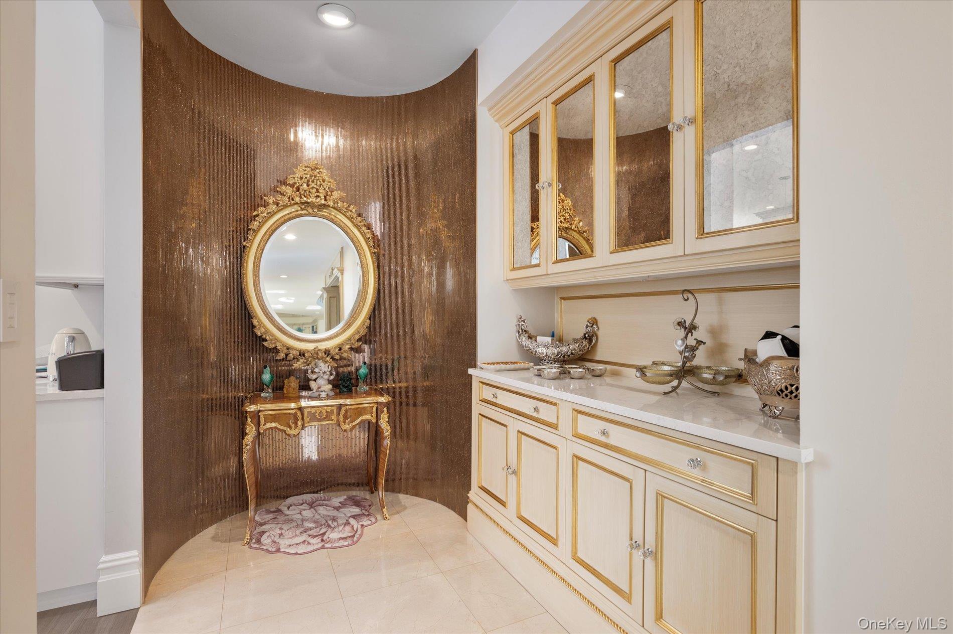 #16 photo, 9 Scenic View Court, Dix Hills , NY 11746