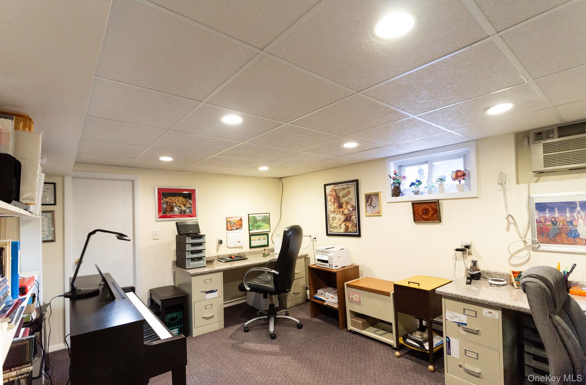 #13 photo, 73-10 169th Street, Fresh Meadows , NY 11366