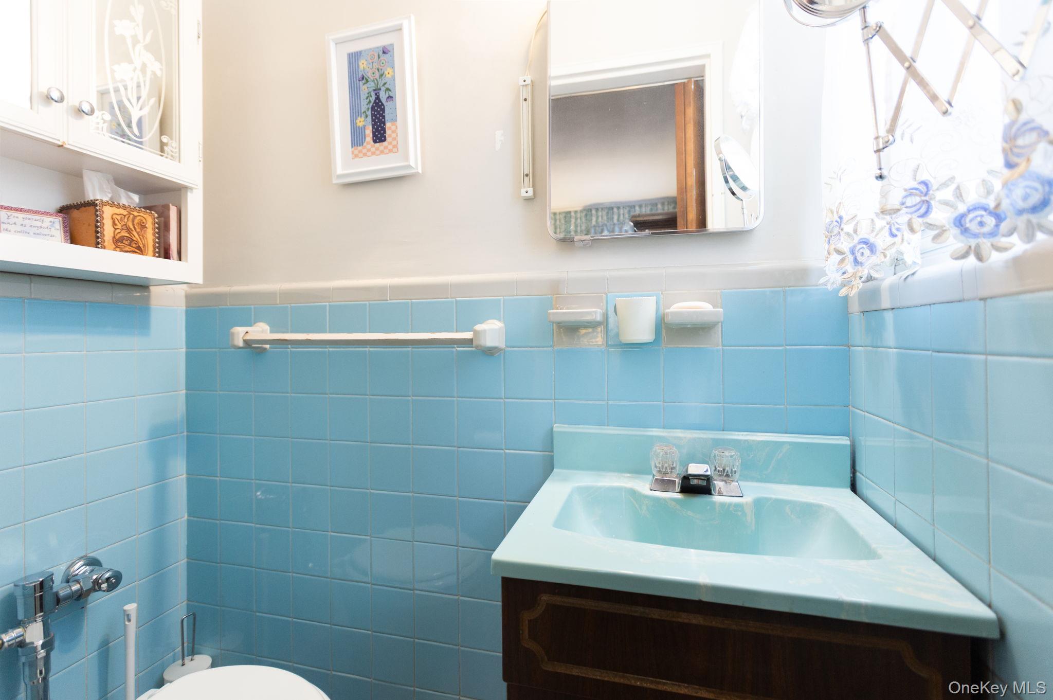 #9 photo, 73-10 169th Street, Fresh Meadows , NY 11366