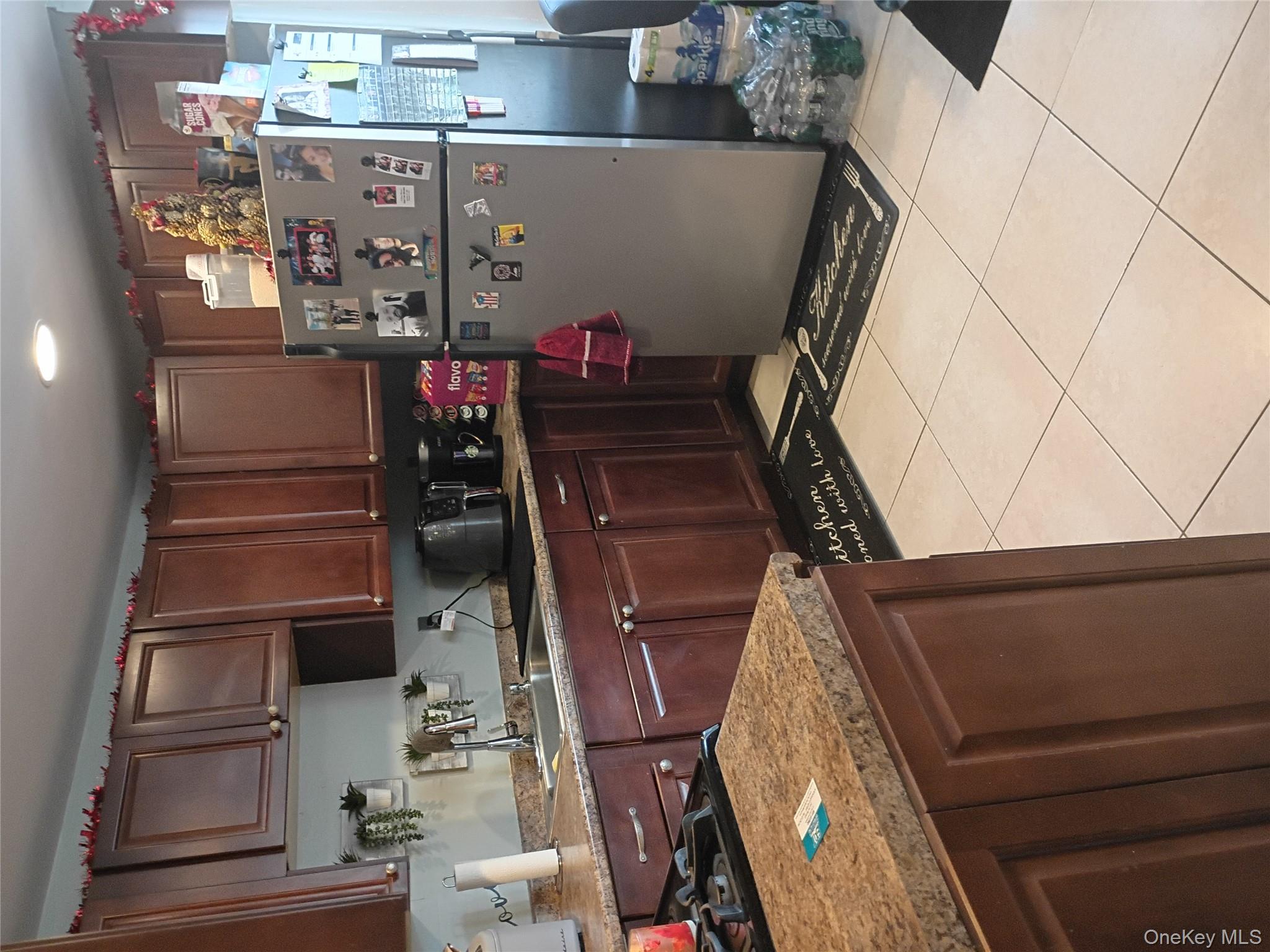 #9 photo, 1401 N Ocean Avenue, מחוז סאפוק Medford , NY 11763