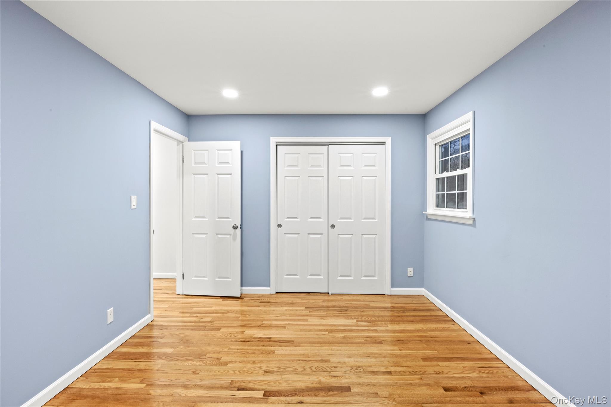 #13 photo, 25 Lincoln Avenue, Lake Ronkonkoma , NY 11779