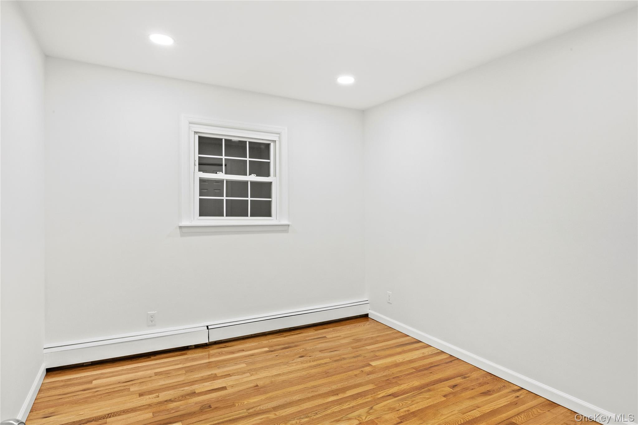 #15 photo, 25 Lincoln Avenue, Lake Ronkonkoma , NY 11779