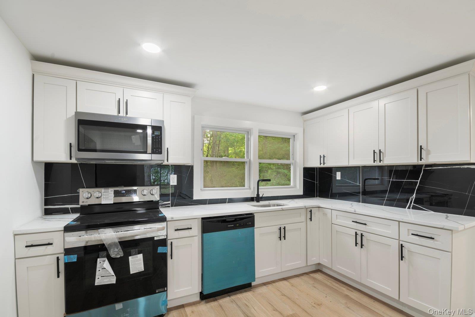 #7 photo, 461 Avondale Drive, Shirley , NY 11967