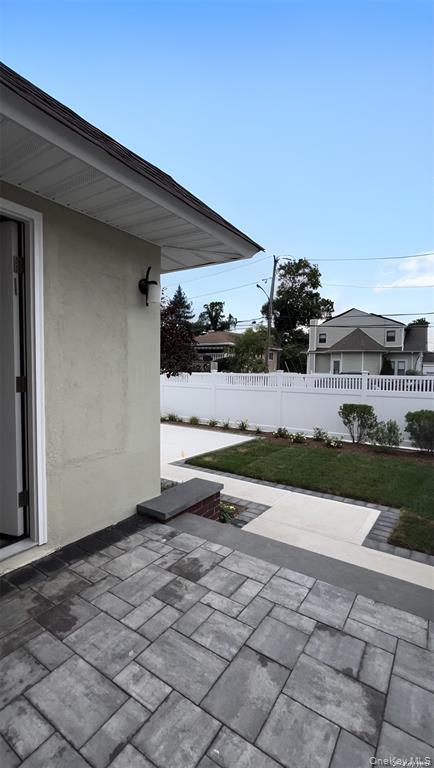 #12 photo, 680 Merrick Road, מחוז נסאו Baldwin , NY 11510