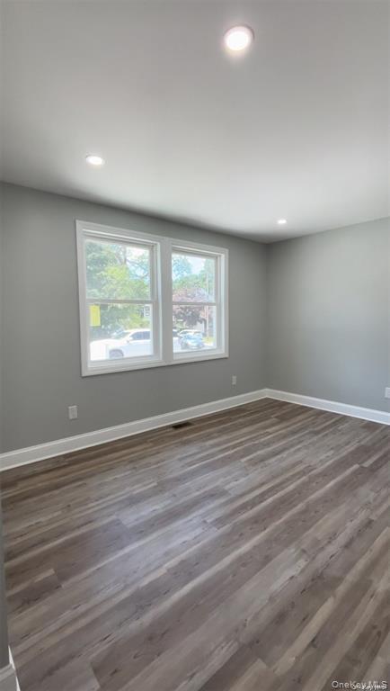 #9 photo, 680 Merrick Road, מחוז נסאו Baldwin , NY 11510