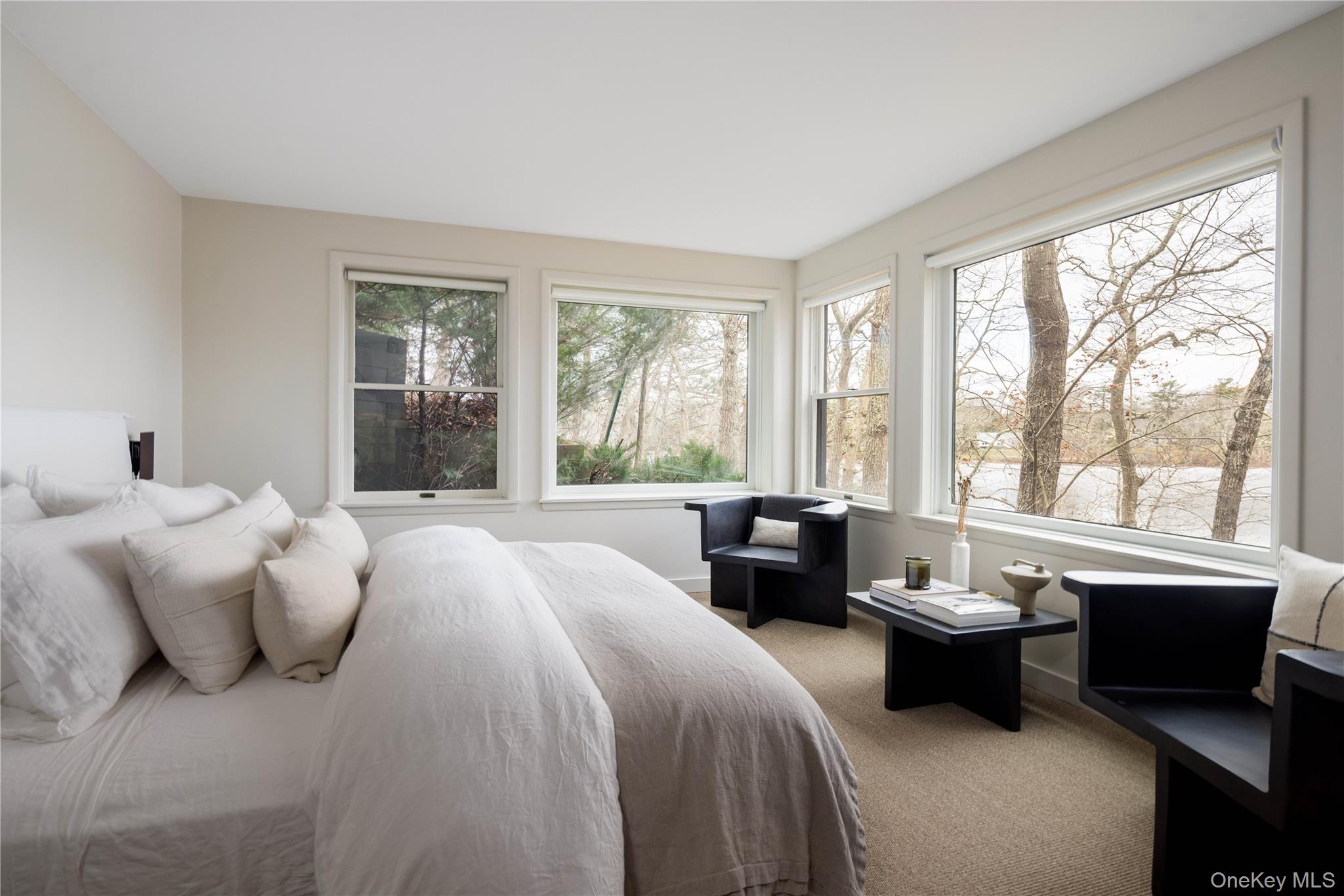 #12 photo, 15 Lake View Court, سوفولك Southampton , NY 11968