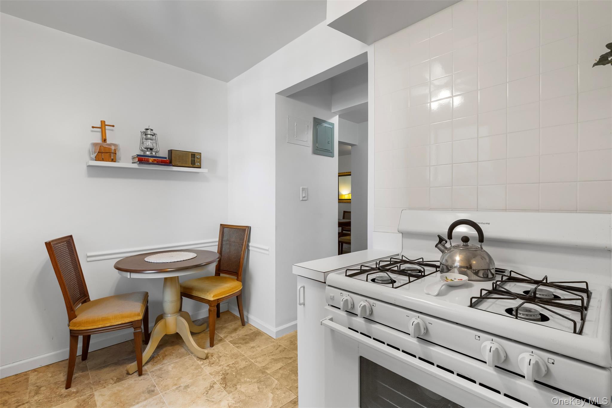 #17 photo, 120 East Hartsdale Avenue, Hartsdale , NY 10530