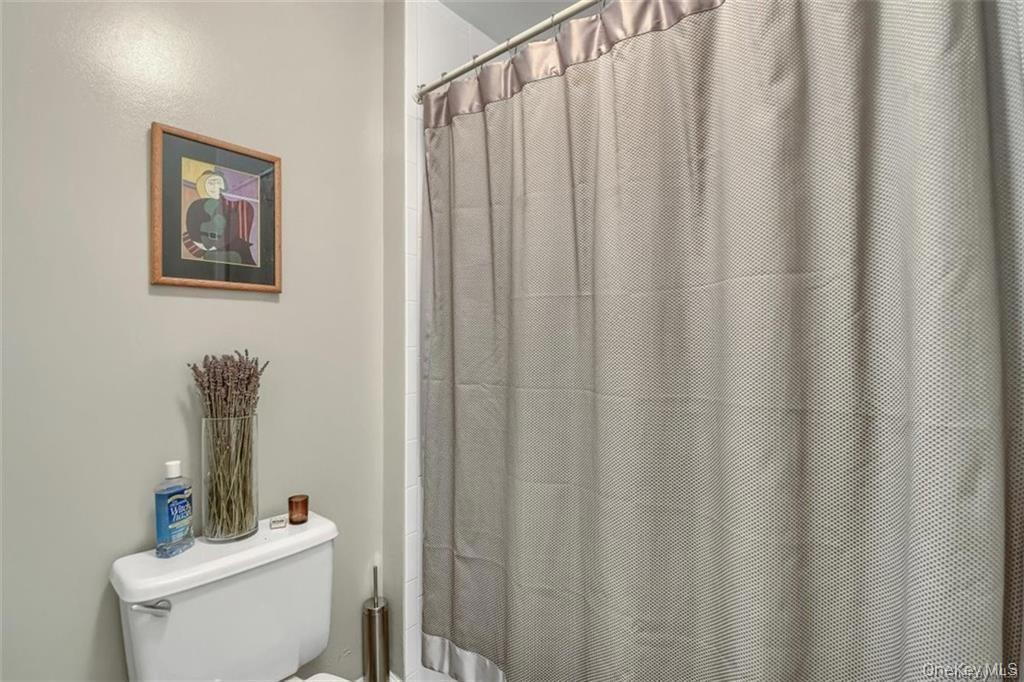 #14 photo, 6 Bronxville Glen Drive, ब्रोंक्स Bronxville , NY 10708