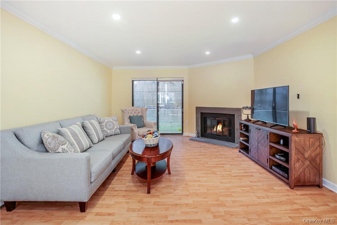 #5 photo, 50 Dekalb Avenue, White Plains , NY 10605