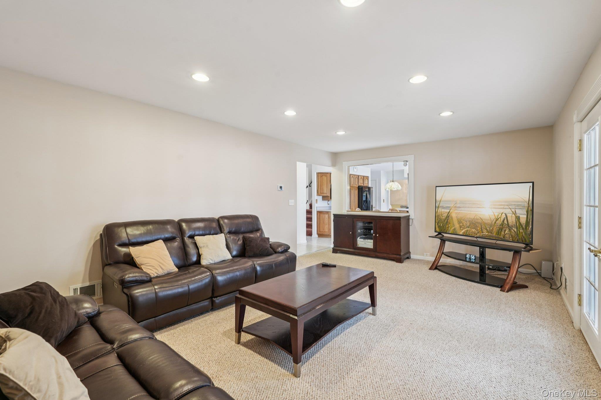 #8 photo, 23 Oriole Road, New City , NY 10956