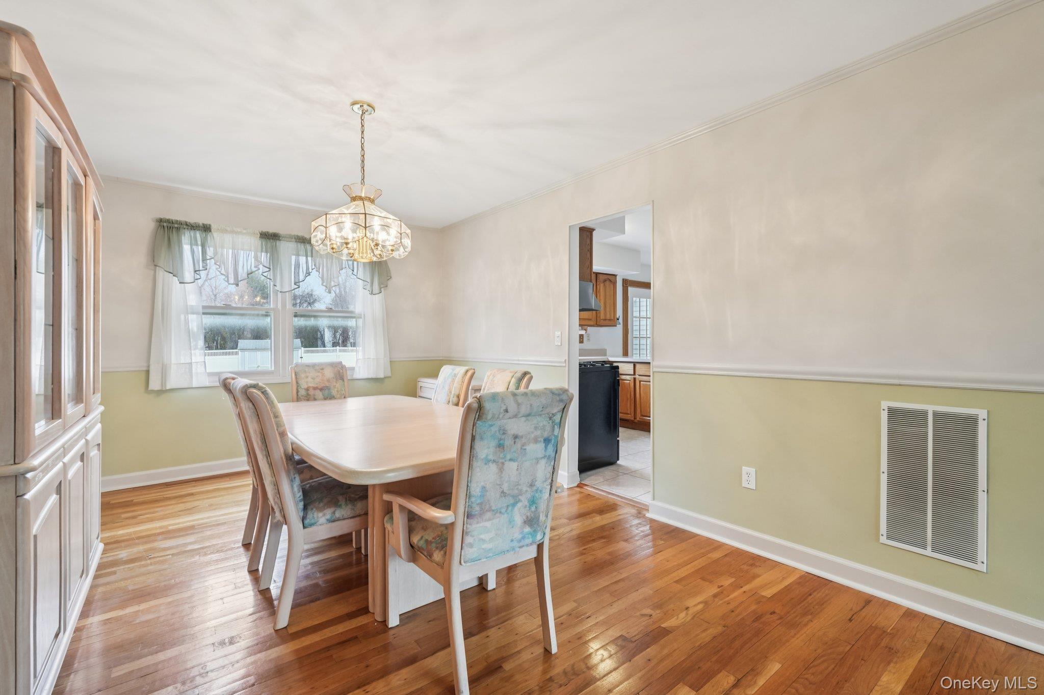 #9 photo, 23 Oriole Road, New City , NY 10956