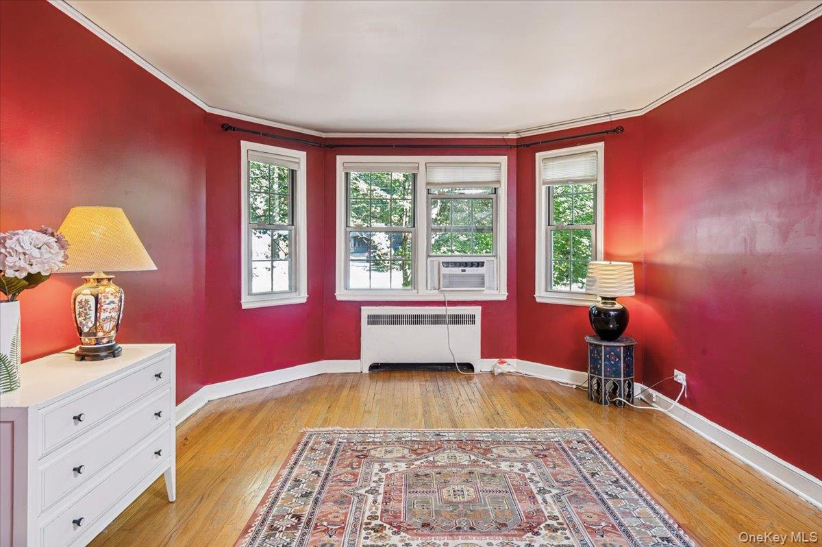 #7 photo, 3 Campus Pl, Scarsdale , NY 10583