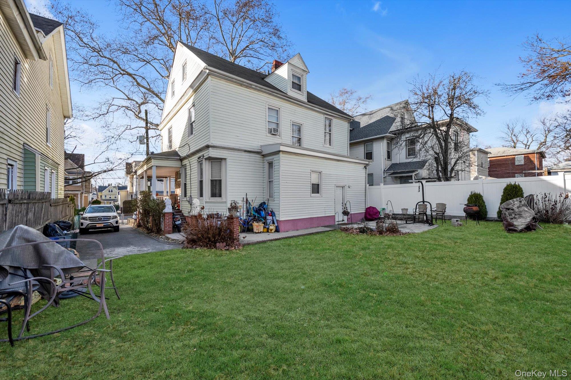 #12 photo, 149 S 10th Avenue, Mount Vernon , NY 10550