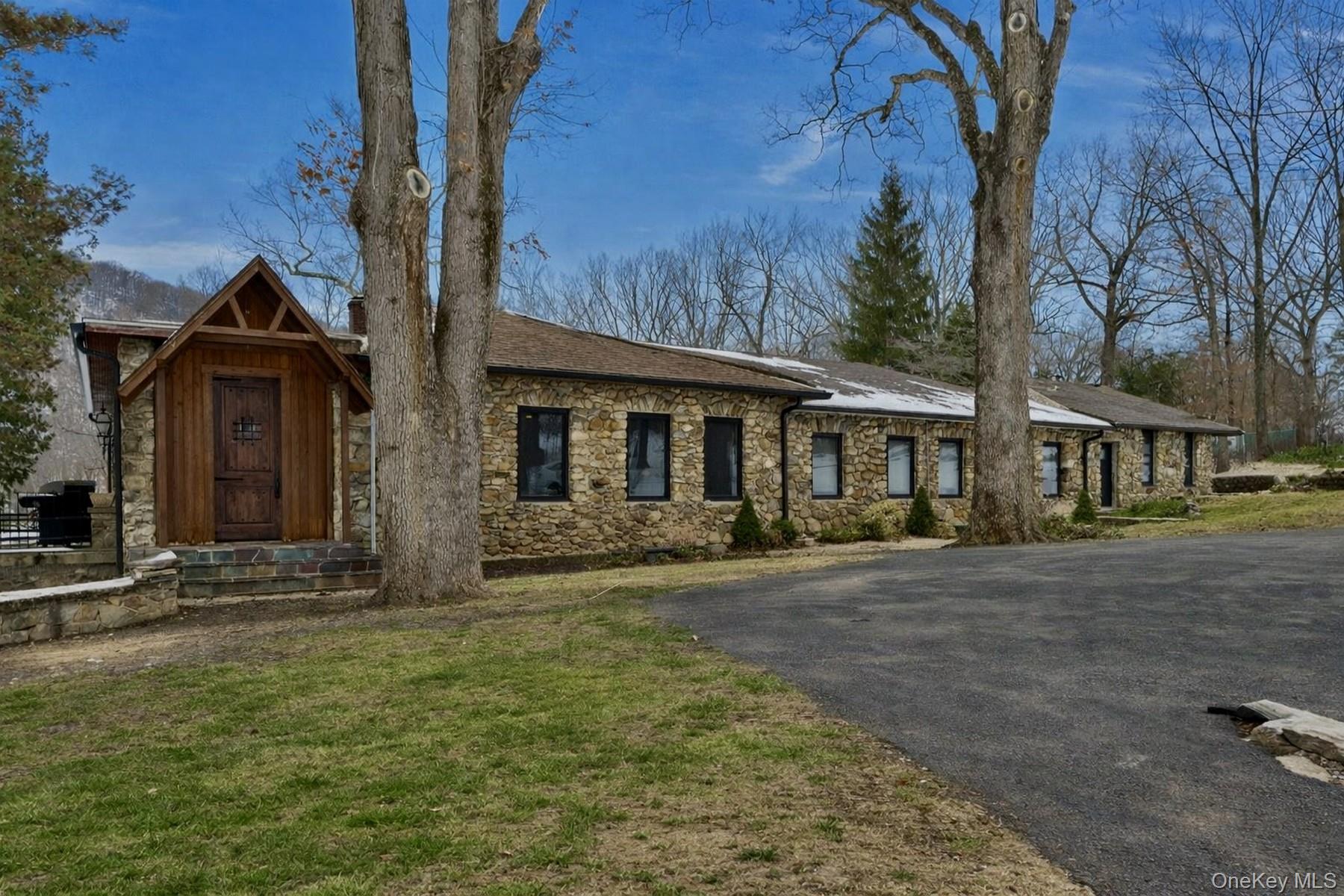 #1 photo, 21 Bird Hill Road, Tomkins Cove , NY 10986