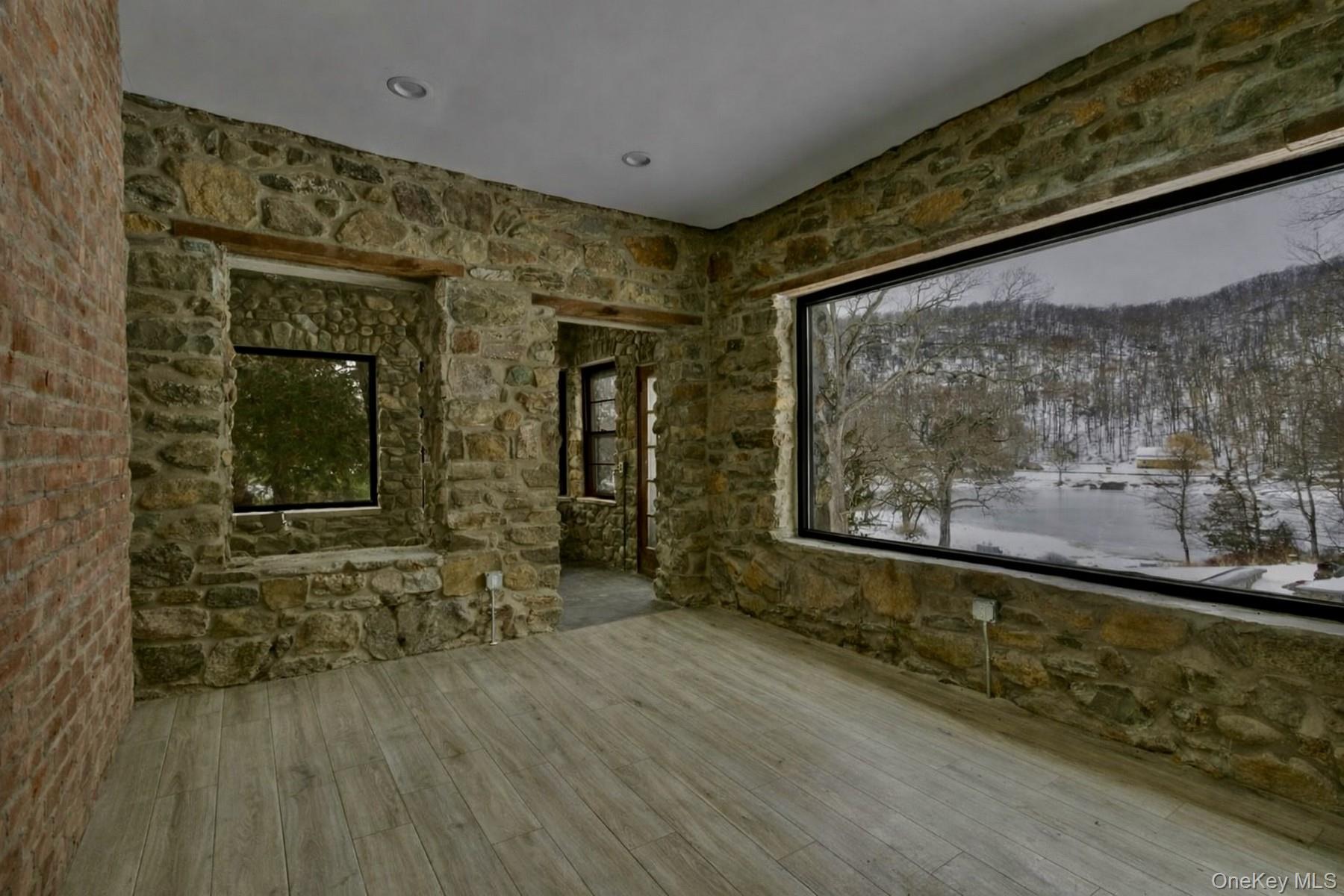 #18 photo, 21 Bird Hill Road, Tomkins Cove , NY 10986