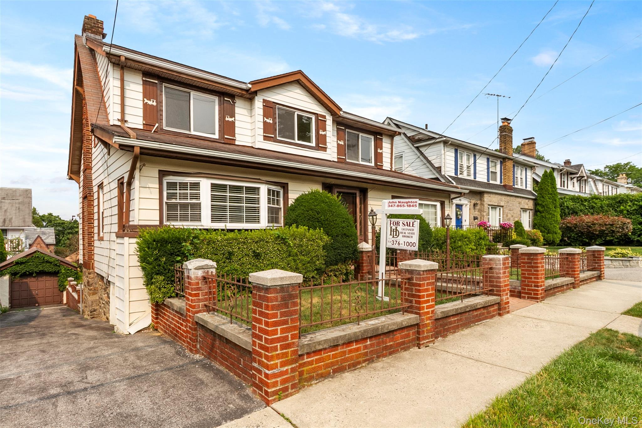 #2 photo, 89 Devoe Avenue, Yonkers , NY 10705