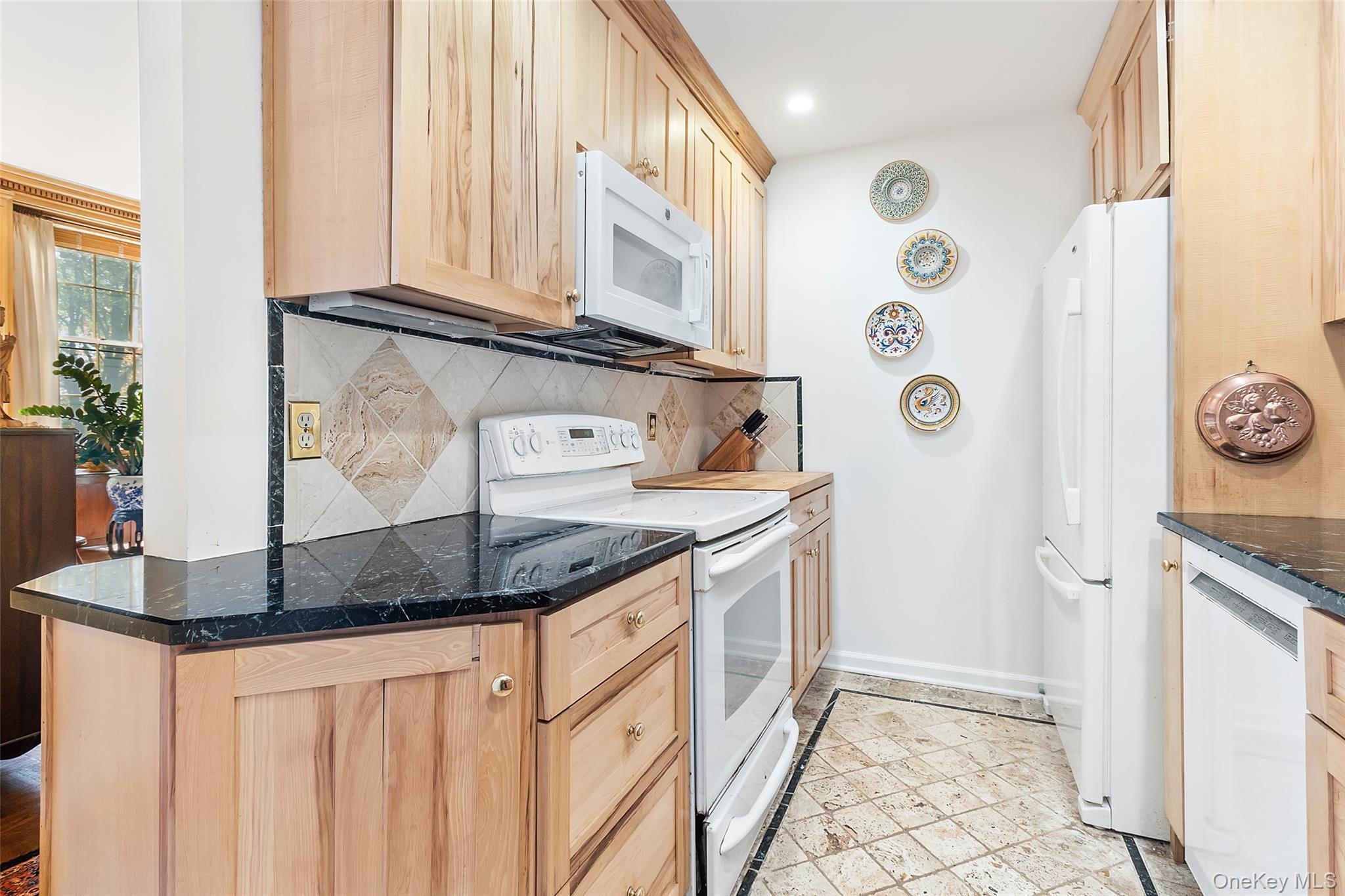 #12 photo, 341 Furnace Dock Road, Cortlandt Manor , NY 10567