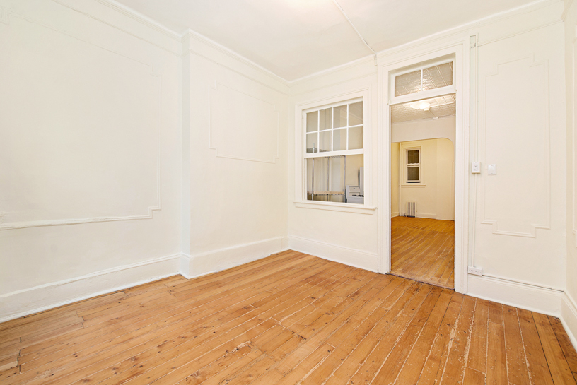 #6 photo, New York City, מנהטן East Village , NY 10009