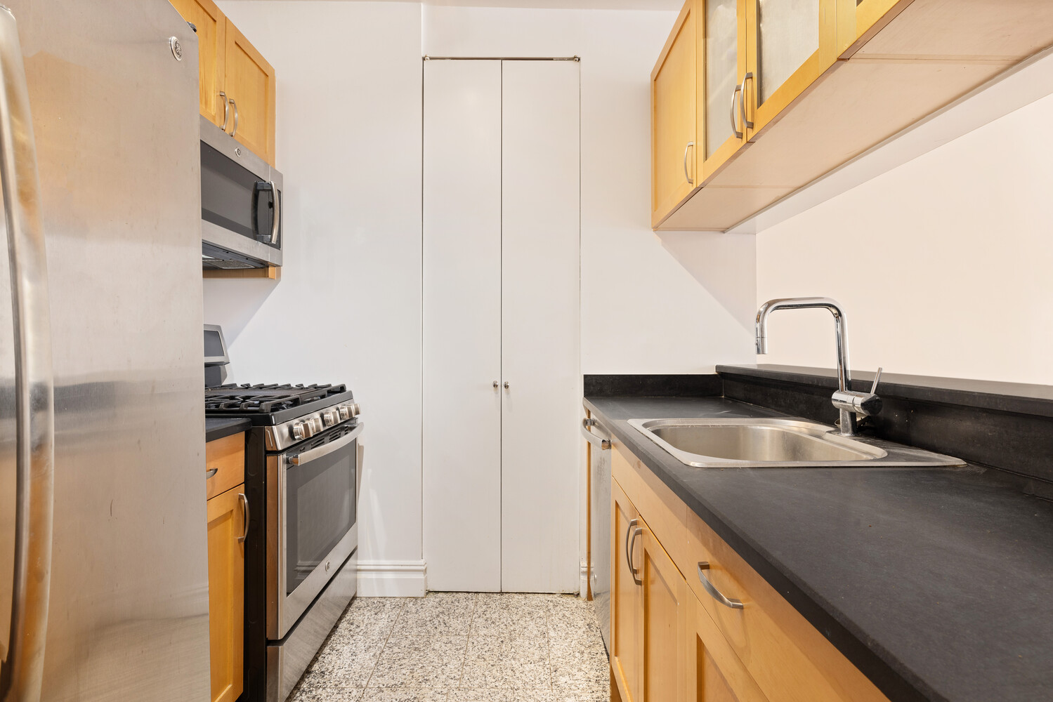 #3 photo, New York City, מנהטן Lenox Hill , NY 10065