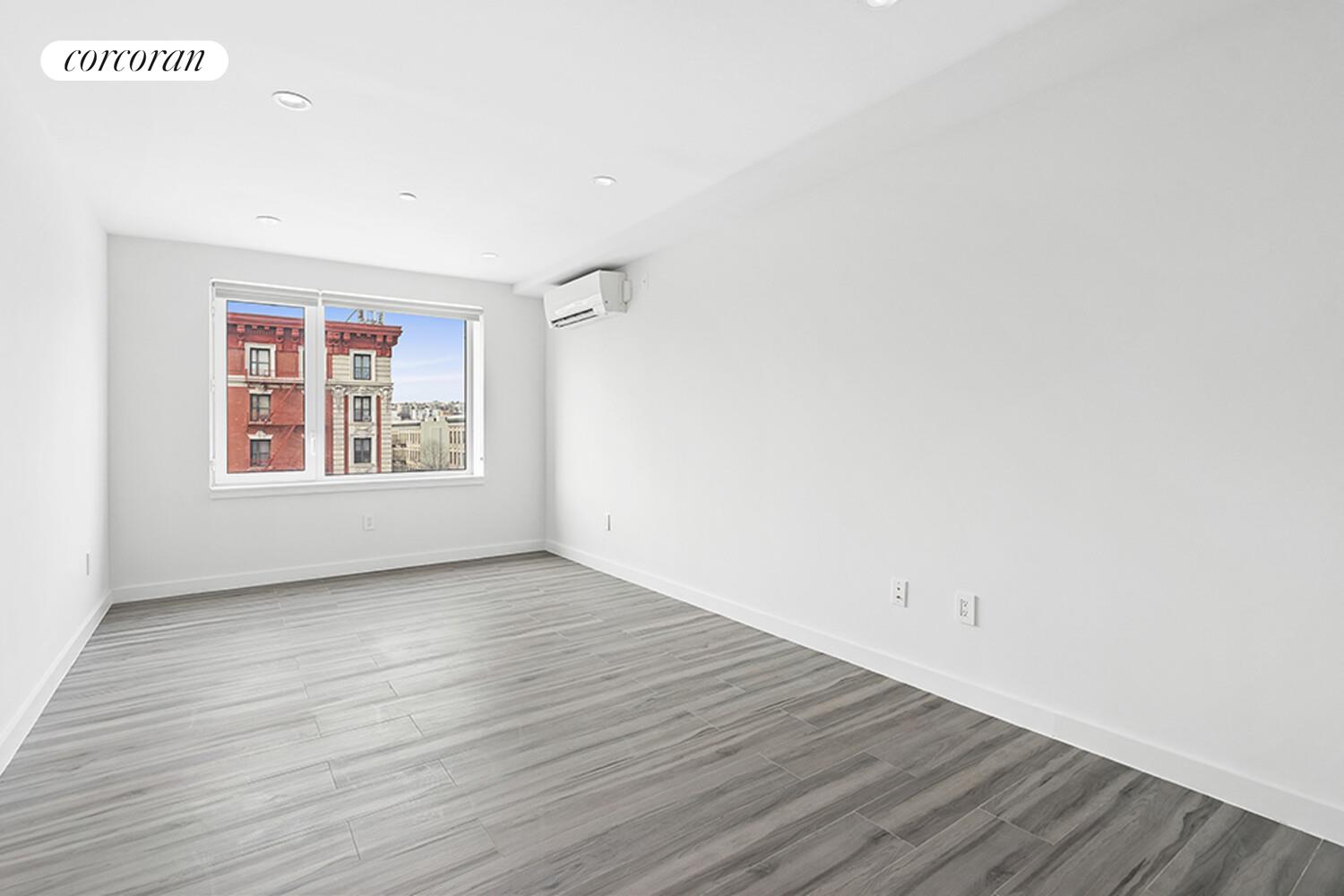 #3 photo, New York City, מנהטן Central Harlem , NY 10030