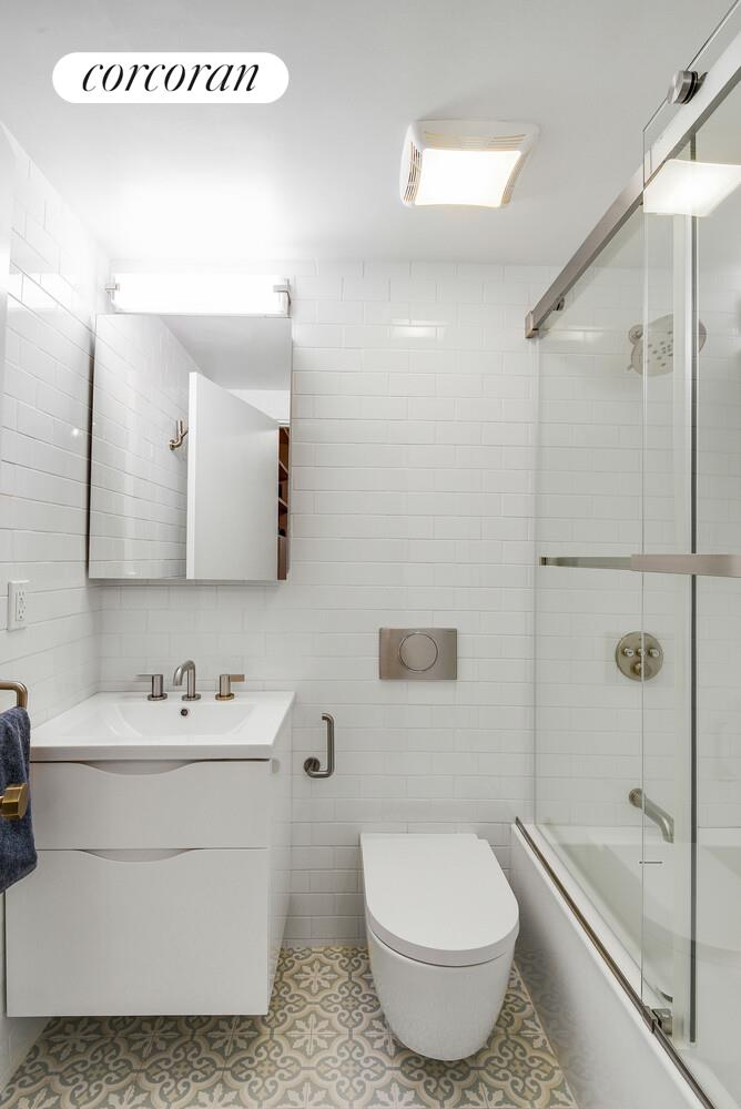 #18 photo, 545 W END Avenue, Upper West Side , NY 10024