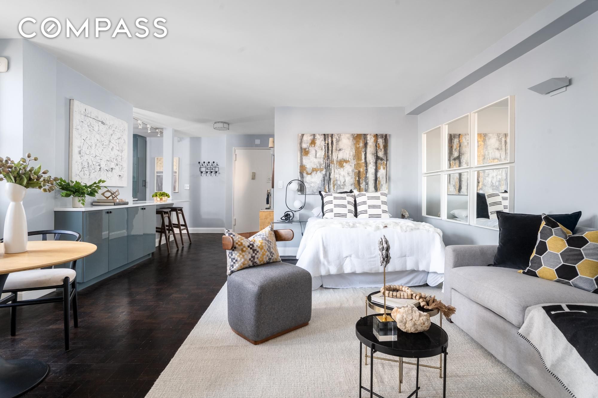 #1 photo, 315 E 72nd Street, Lenox Hill , NY 10021