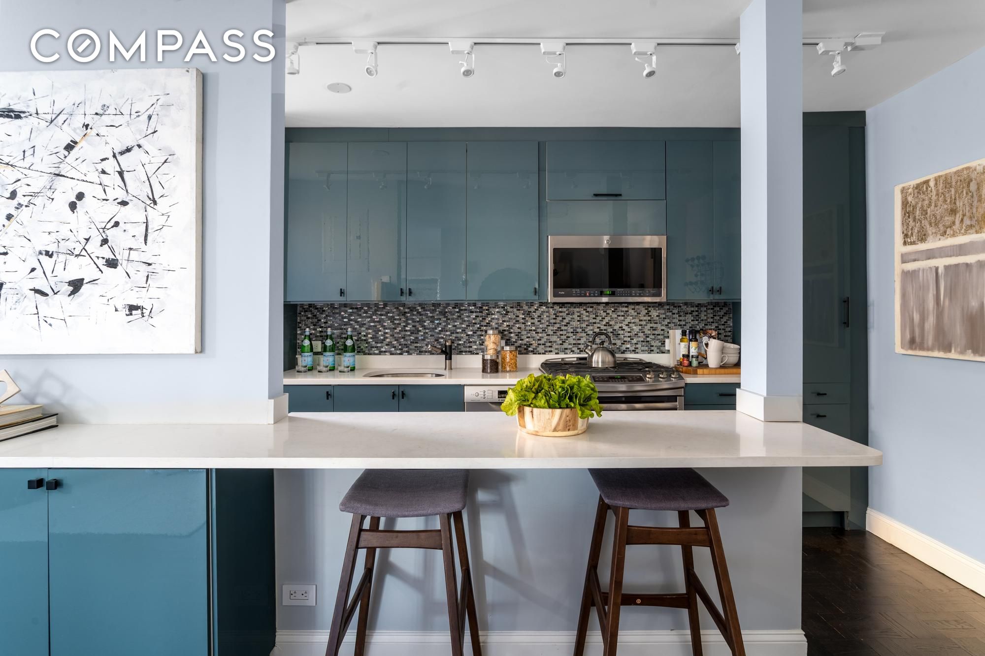 #4 photo, 315 E 72nd Street, Lenox Hill , NY 10021