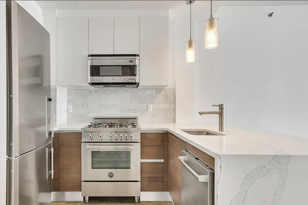 #18 photo, Long Island City, Long Island City , NY 11101