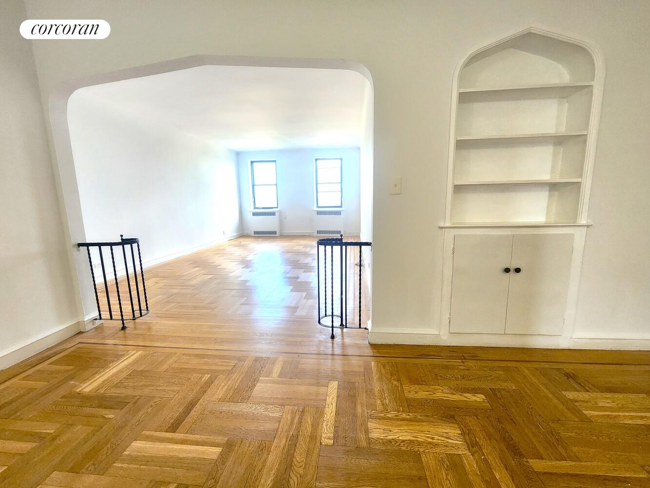 #1 photo, 5400 FIELDSTON Road, Бронкс ‖ North Riverdale , NY 10471