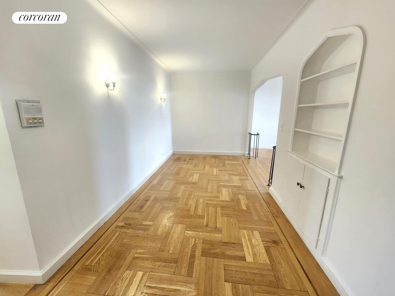 #5 photo, 5400 FIELDSTON Road, Бронкс ‖ North Riverdale , NY 10471