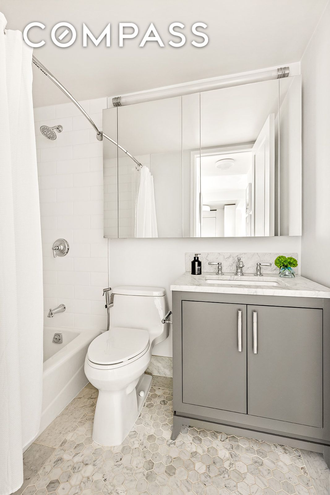 #7 photo, 200 E 94th Street, Upper East Side , NY 10128