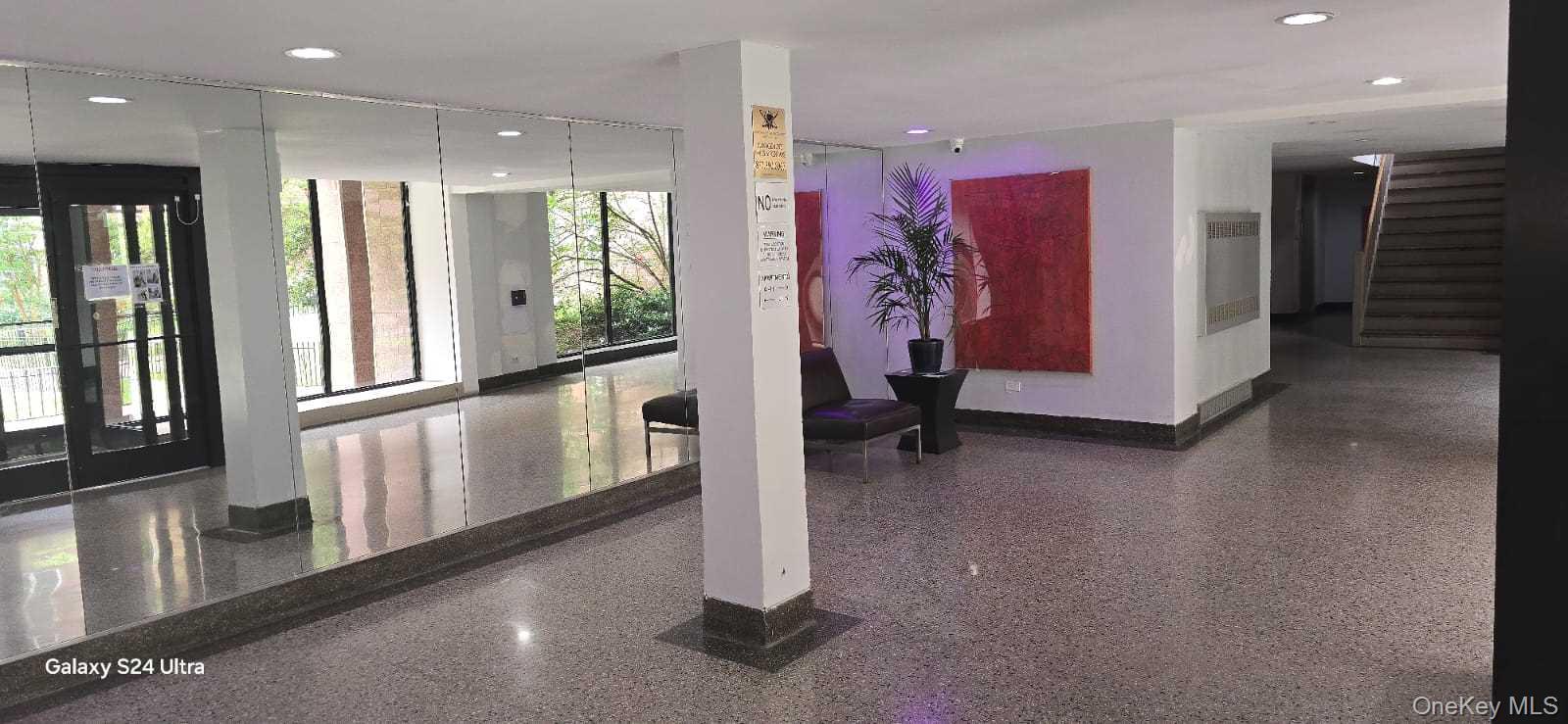 #3 photo, 105-38 64th Road, كوينز Forest Hills , NY 11375