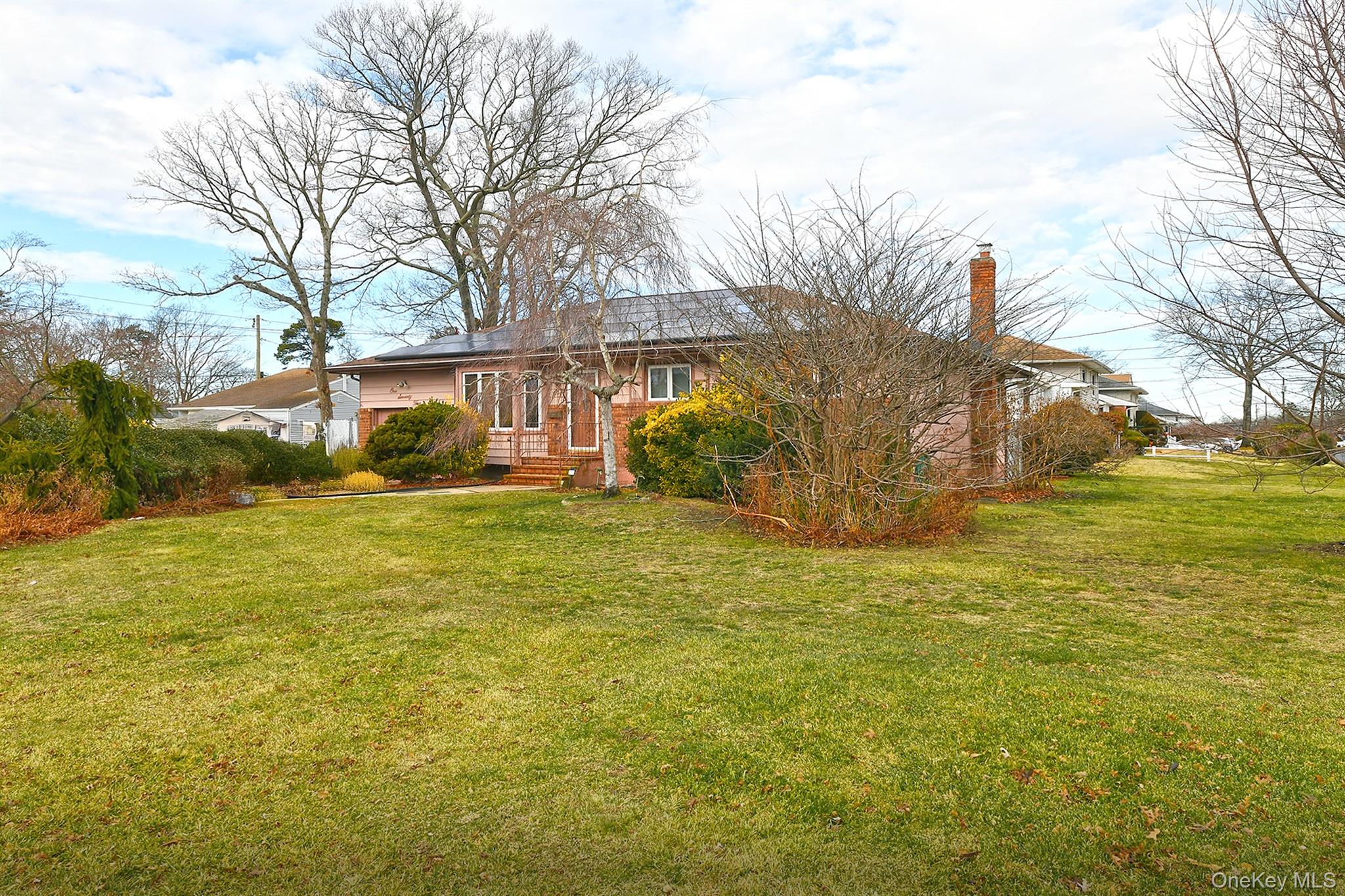 #2 photo, 175 Woods Road, North Babylon , NY 11703