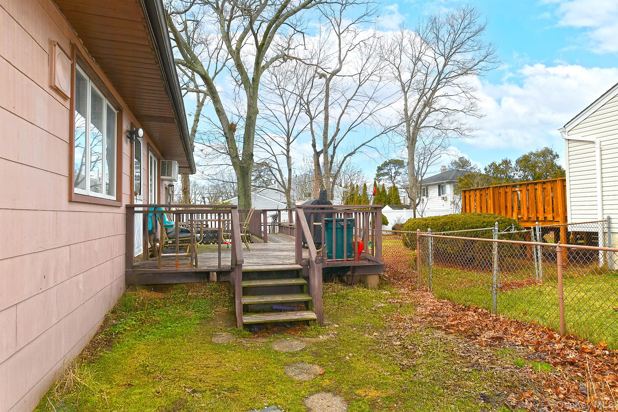 #8 photo, 175 Woods Road, North Babylon , NY 11703