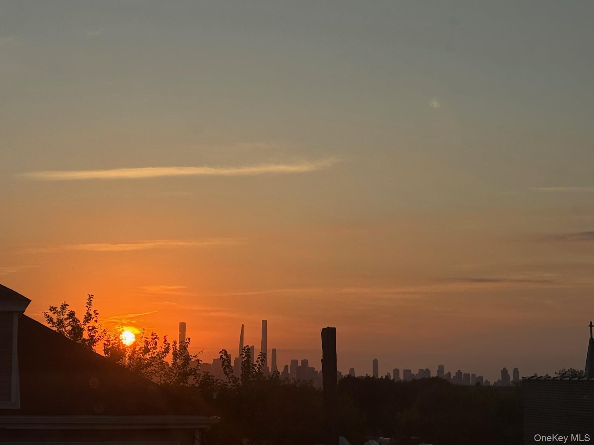 #13 photo, 3109 102nd Street, קווינס East Elmhurst , NY 11369