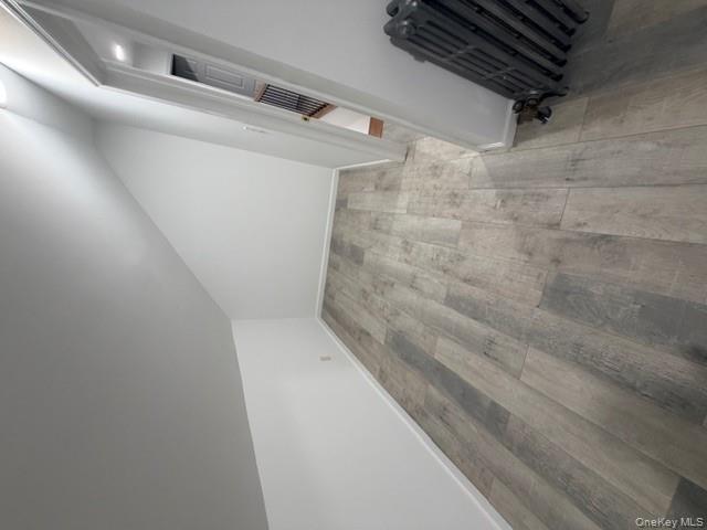 #8 photo, 3109 102nd Street, קווינס East Elmhurst , NY 11369