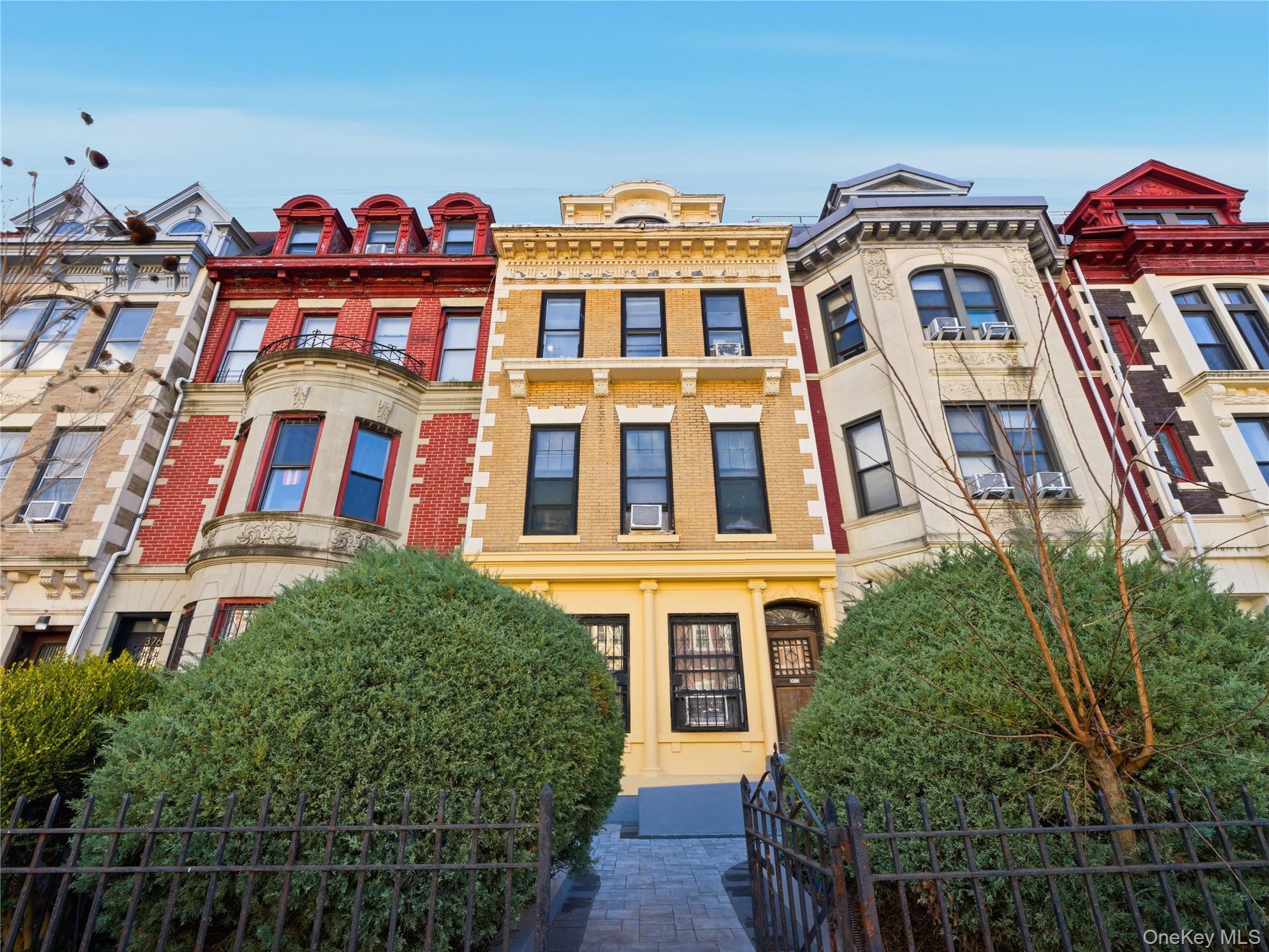 #1 photo, 372 Parkside Avenue, Brooklyn , NY 11226