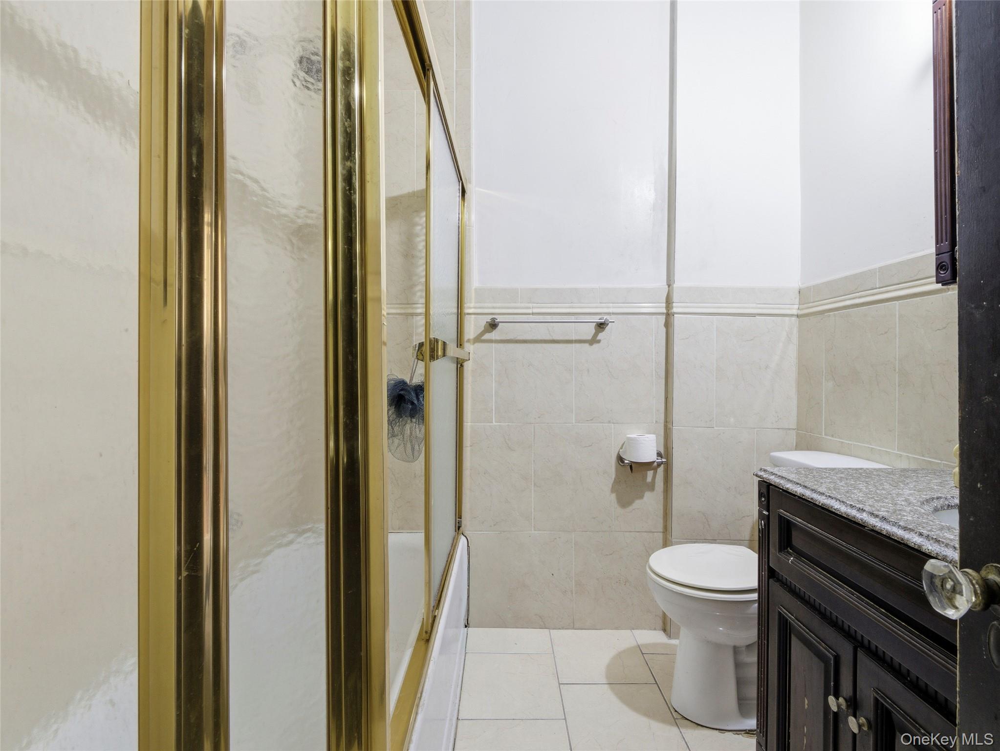 #15 photo, 372 Parkside Avenue, Brooklyn , NY 11226