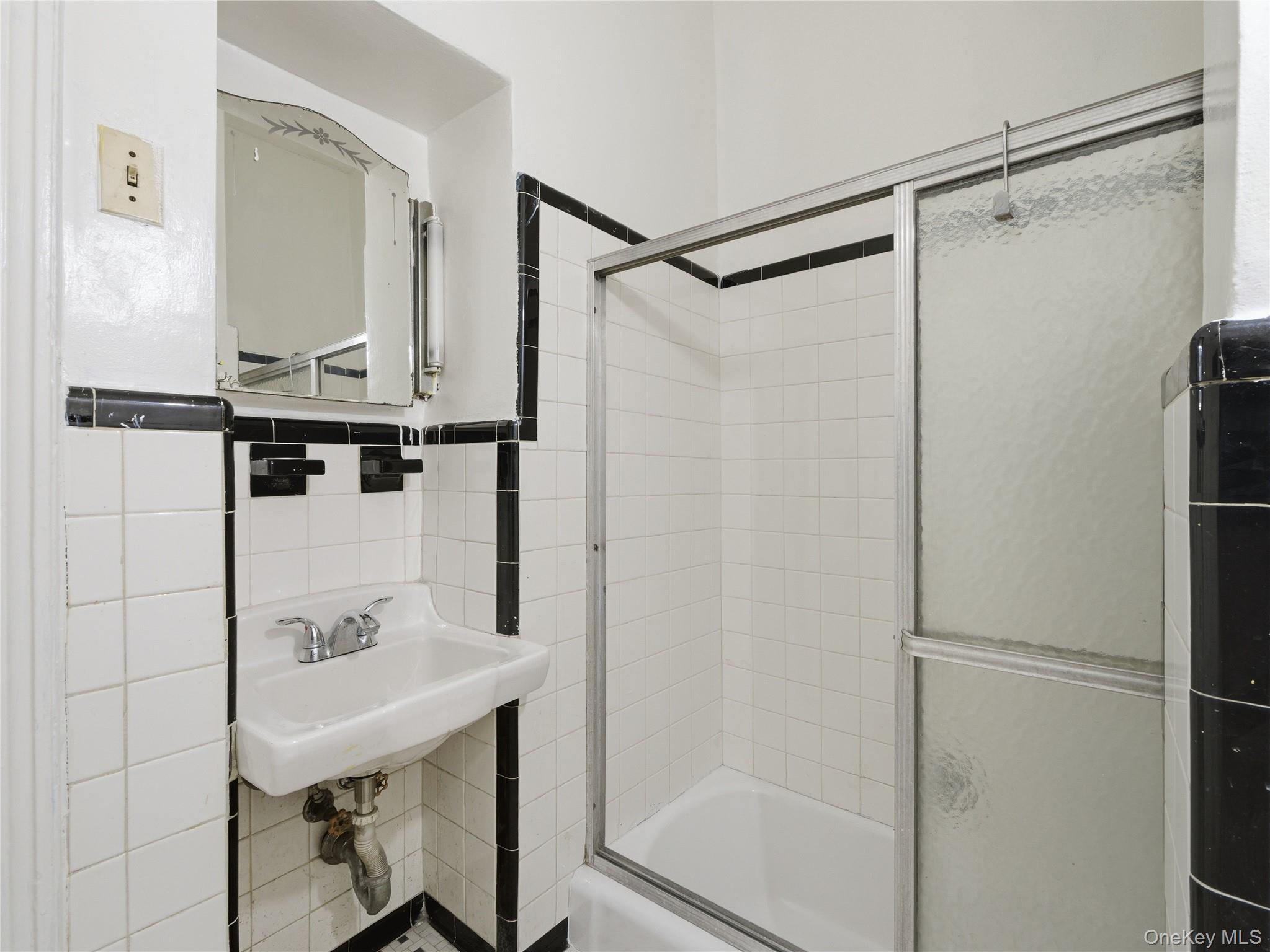 #9 photo, 372 Parkside Avenue, Brooklyn , NY 11226