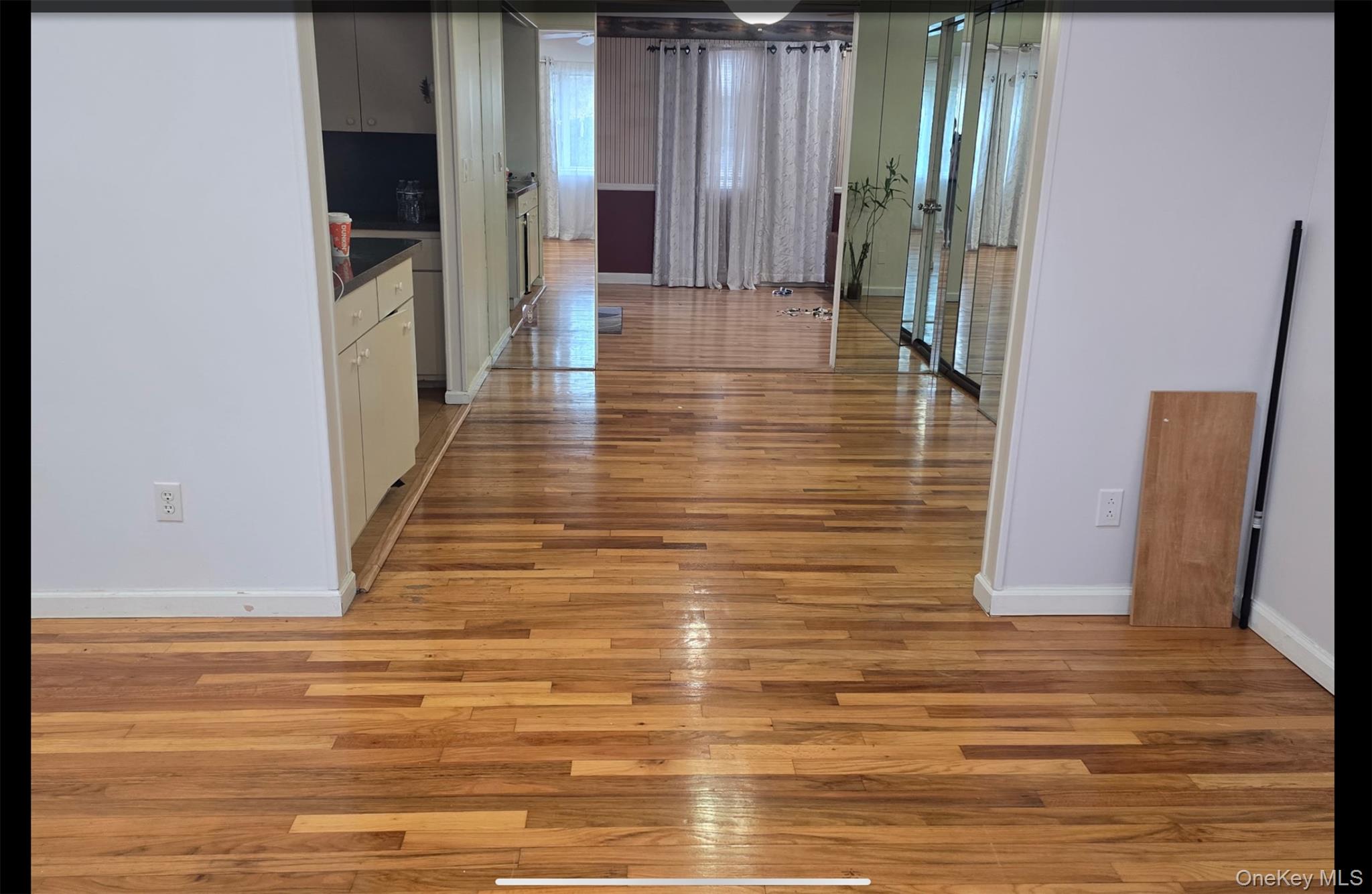 #14 photo, 76 Harrisburg Street, מחוז סאפוק Bay Shore , NY 11706